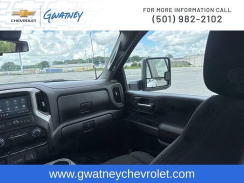 Used 2026 Chevrolet Silverado 2500 W/T AWD/4WD image 25