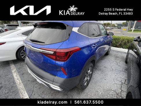 Certified 2022 Kia Seltos S image 7