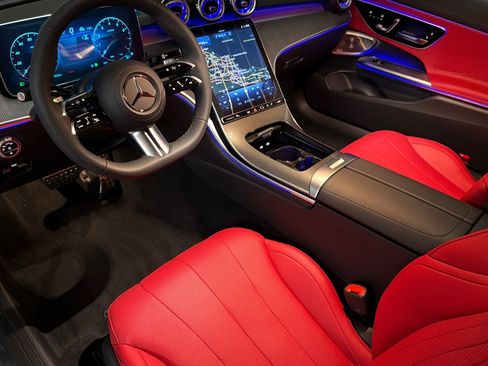New 2026 Mercedes-Benz CLE 300 4MATIC Coupe image 9