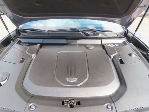 Used 2024 Cadillac Lyriq Sport RWD image 50