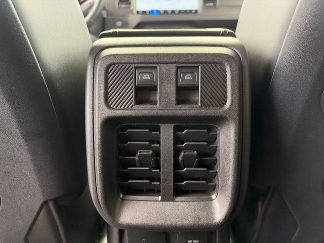 Used 2025 Ford Bronco Badlands AWD/4WD image 18