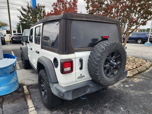 Used 2021 Jeep Wrangler Unlimited Sport image 4