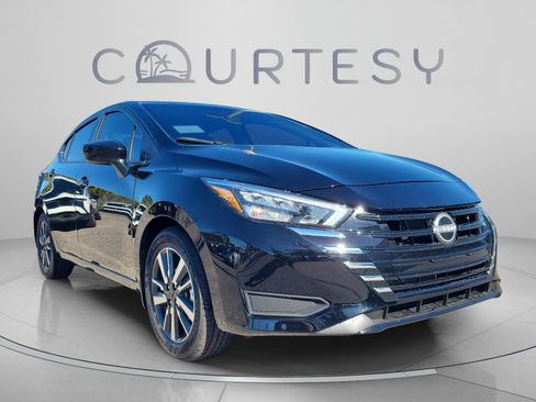 Used 2025 Nissan Versa SV w/ Trunk Package FWD image 7