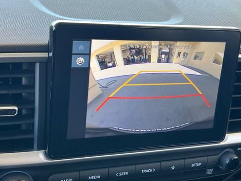 New 2026 Hyundai Venue SEL FWD image 18