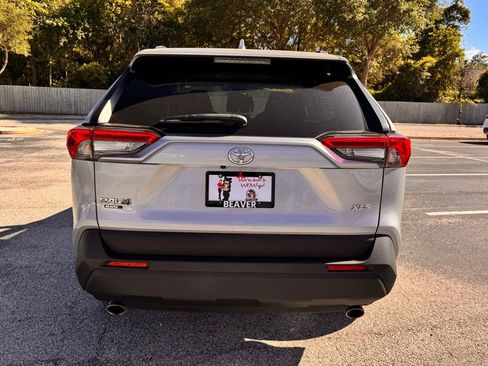 Used 2024 Toyota RAV4 XLE FWD image 8