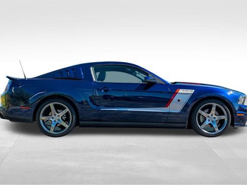 Used 2012 Ford Mustang GT Premium w/ Security Pkg RWD image 8