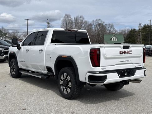 Used 2025 GMC Sierra 2500 Denali image 5