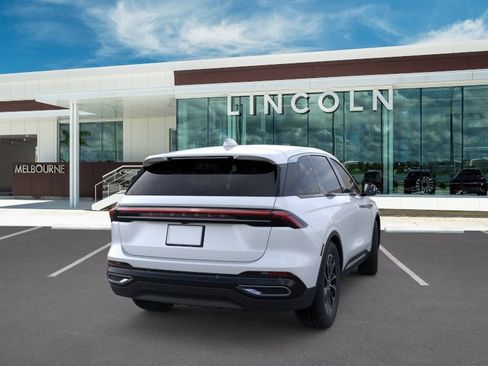 New 2026 Lincoln Nautilus Premier AWD/4WD image 8