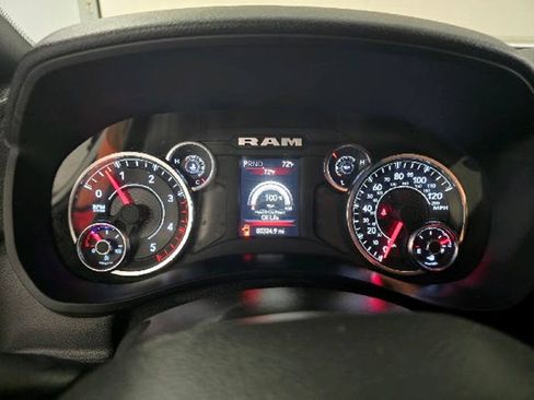 Used 2024 RAM 2500 Tradesman w/ Chrome Appearance Group AWD/4WD image 14