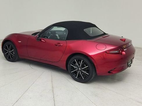 New 2026 MAZDA MX-5 Miata Grand Touring RWD image 3