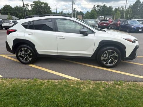 Certified 2024 Subaru Crosstrek 2.0i Premium AWD/4WD image 4