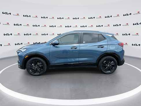 Used 2026 Buick Encore GX Sport Touring w/ Advanced Technology Package FWD image 5