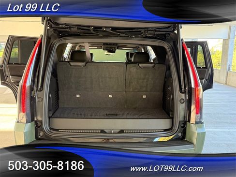 Used 2017 Cadillac Escalade Platinum image 60