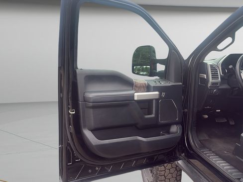 Used 2017 Ford F350 Lariat w/ FX4 Off-Road Package AWD/4WD image 26