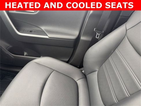 Certified 2022 Toyota RAV4 Limited image 22