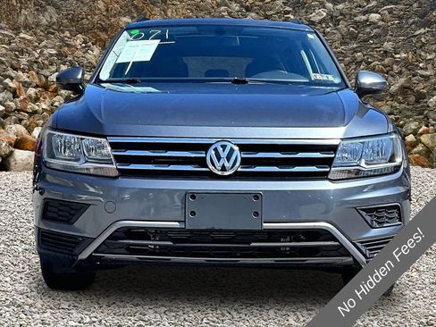 Used 2018 Volkswagen Tiguan SE w/ Panoramic Sunroof Package AWD/4WD image 3