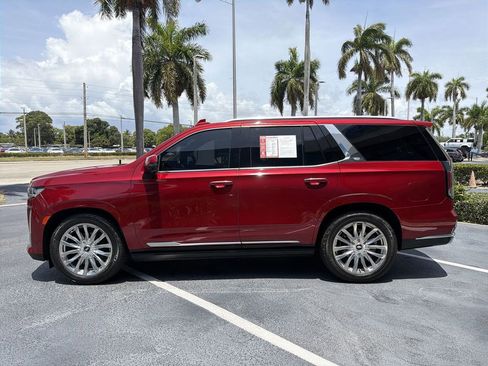 Used 2022 Cadillac Escalade Premium Luxury w/ Performance Package RWD image 5
