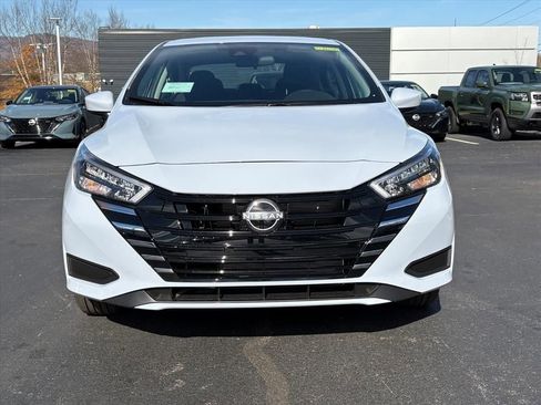 New 2025 Nissan Versa SV w/ Trunk Package image 4