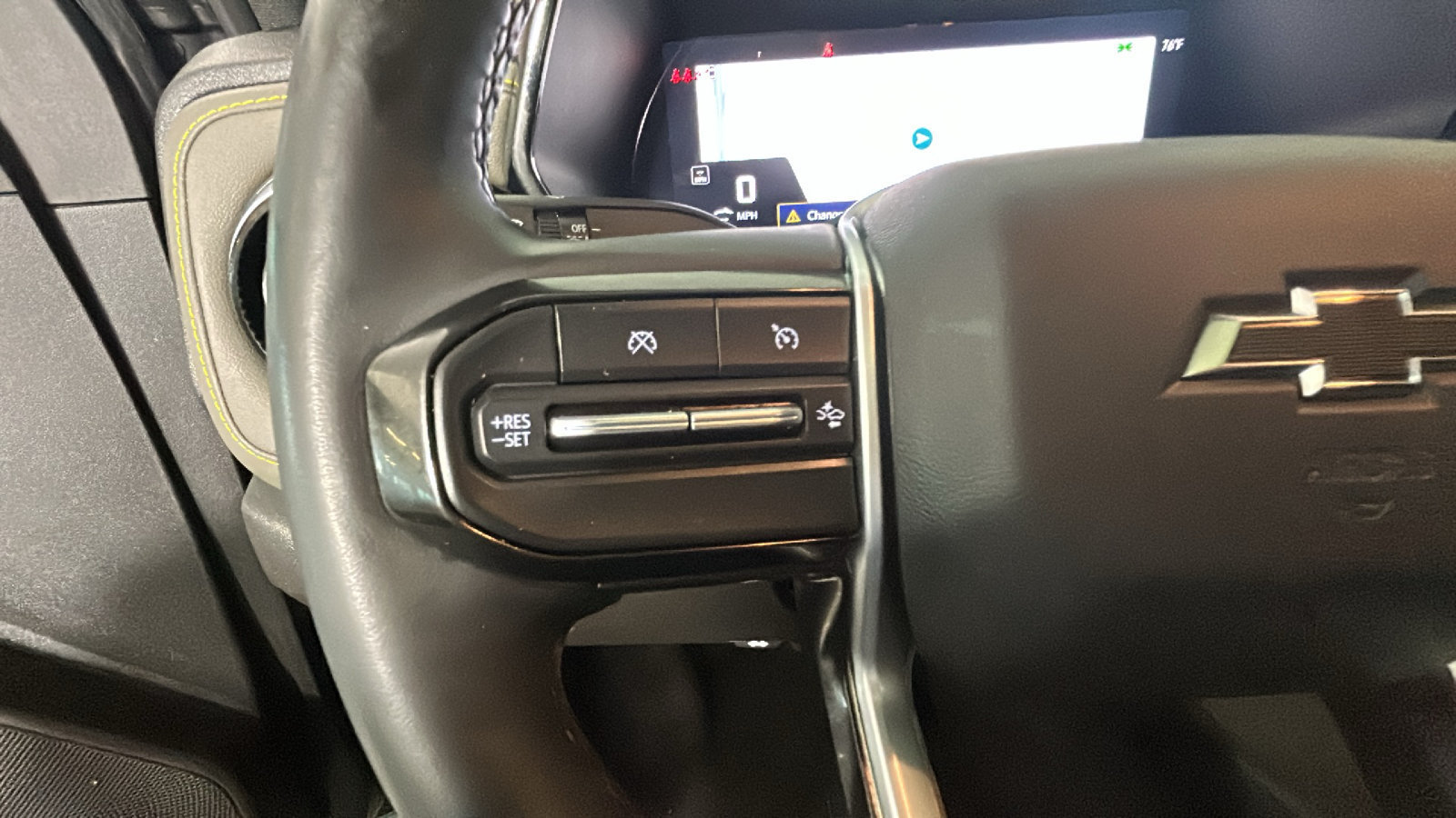 Used 2024 Chevrolet Colorado ZR2 w/ ZR2 Convenience Package III AWD/4WD image 18