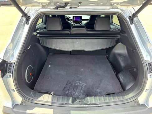 Used 2023 Toyota Corolla Cross AWD Hybrid w/ Convenience Package image 8