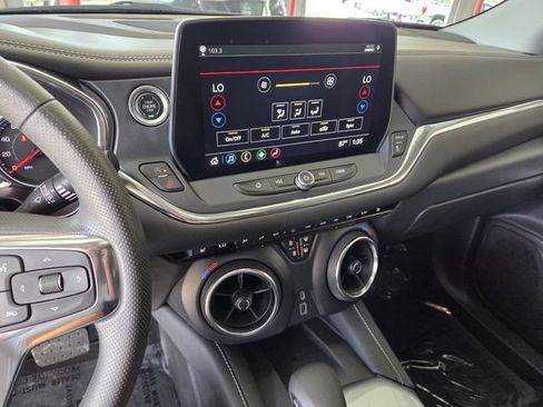 Used 2023 Chevrolet Blazer LT w/ Convenience Package FWD image 22