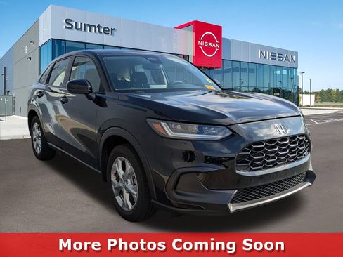 Used 2025 Honda HR-V LX image 1