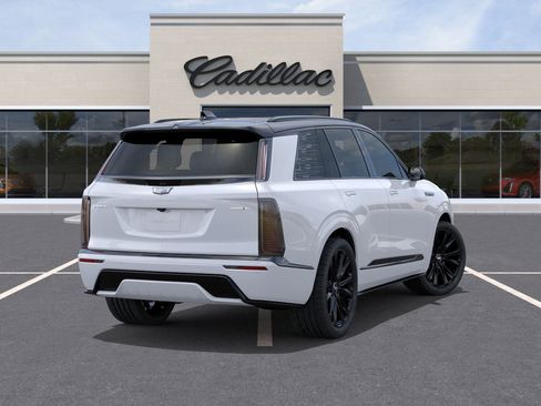 New 2026 Cadillac Vistiq Platinum w/ LPO, Floor Liner Package AWD/4WD image 4