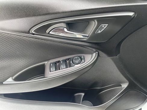 Used 2023 Chevrolet Malibu RS image 18