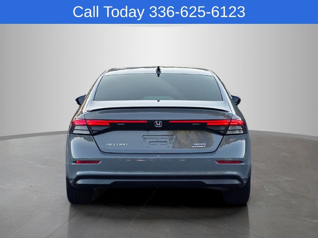 Used 2023 Honda Accord Sport image 6
