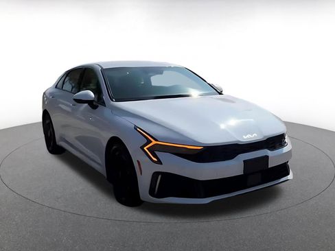 Used 2025 Kia K5 LXS image 3