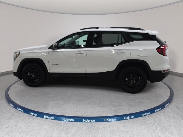 Used 2023 GMC Terrain AT4 AWD/4WD image 9