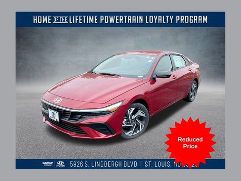 Used 2025 Hyundai Elantra Sport image 1