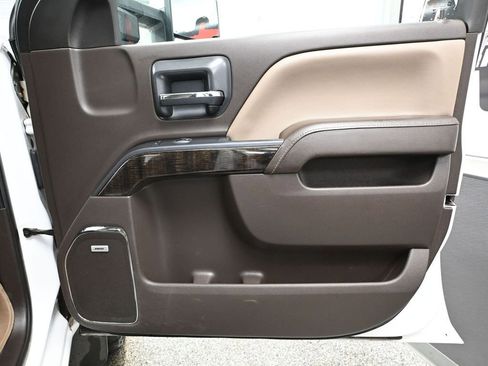 Used 2015 GMC Sierra 2500 Denali w/ Snow Plow Prep Package image 46