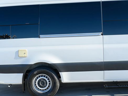 Used 2019 Mercedes-Benz Sprinter 170 image 92