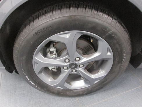 Used 2023 Ford Escape ST-Line Select AWD/4WD image 14