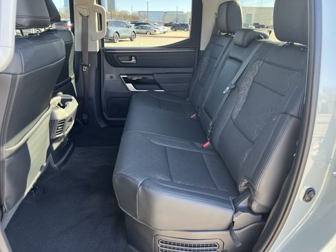 Used 2024 Toyota Tundra Limited image 35