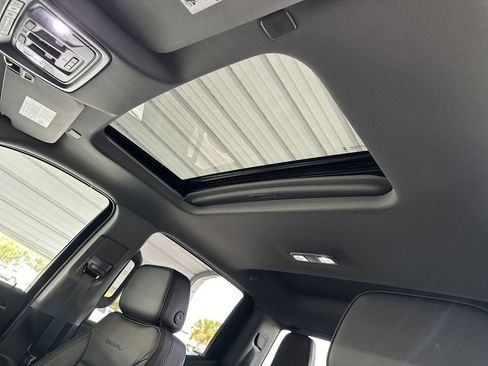 New 2026 GMC Sierra 1500 Denali w/ Technology Package image 28