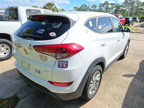 Used 2018 Hyundai Tucson SE image 9
