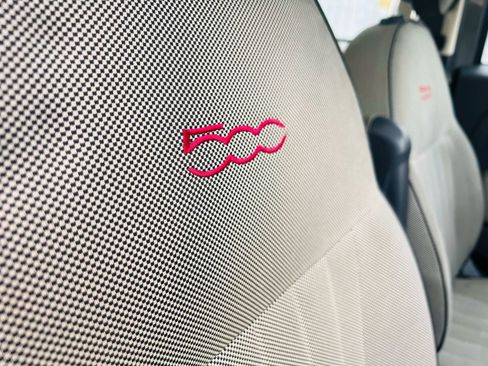 Used 2012 FIAT 500 Lounge image 24