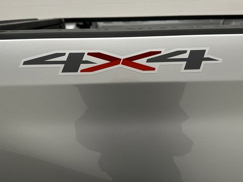 Used 2022 Chevrolet Silverado 1500 LTZ w/ LTZ Convenience Package II image 16