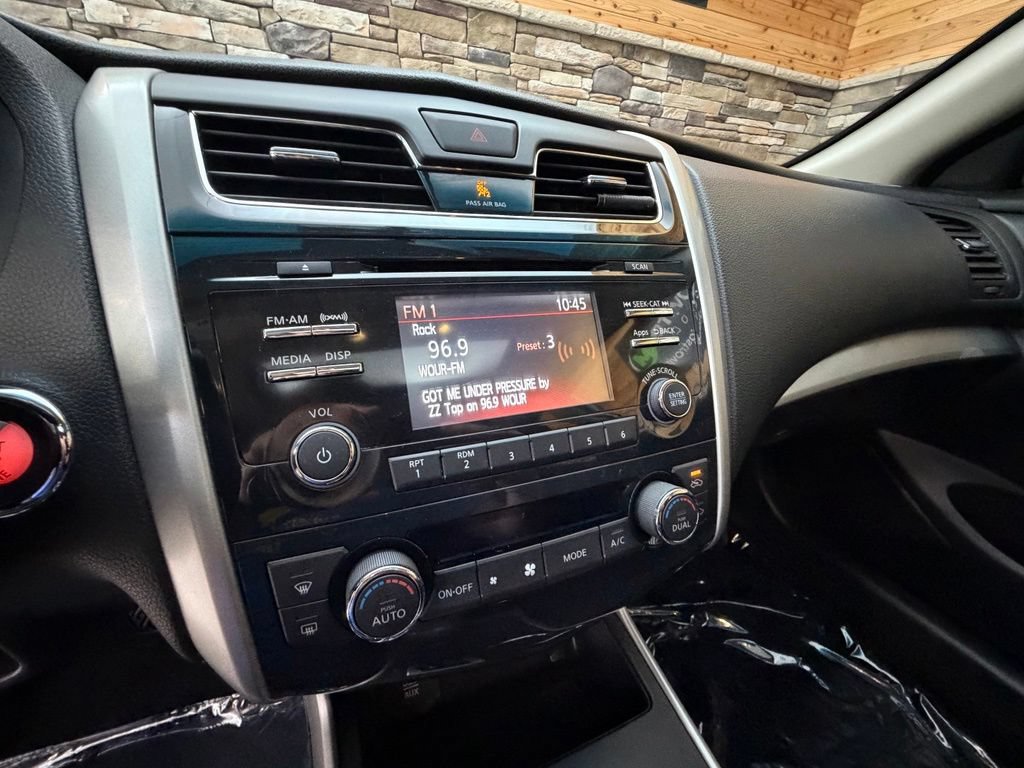 Used 2015 Nissan Altima 2.5 SV w/ Convenience Package FWD image 31