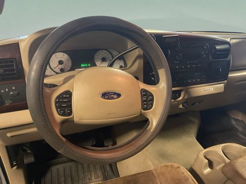 Used 2006 Ford F350 Harley-Davidson image 11