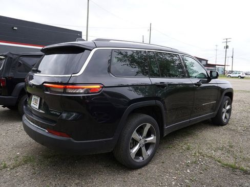 Used 2022 Jeep Grand Cherokee L Limited AWD/4WD image 6