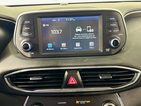 Used 2019 Hyundai Santa Fe SE FWD image 14