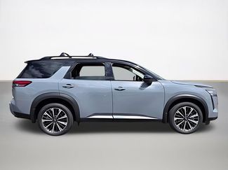 New 2026 Nissan Pathfinder Platinum w/ Lighting Package AWD/4WD video 2