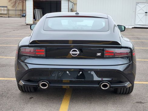 New 2026 Nissan Z Performance w/ Floor Mat Package image 3