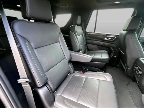 Used 2021 Chevrolet Tahoe Z71 w/ Z71 Signature Package AWD/4WD image 19