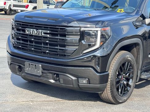 Used 2023 GMC Sierra 1500 Elevation w/ LPO, Elevation Black Package image 34