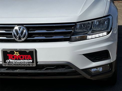 Used 2018 Volkswagen Tiguan SEL image 8