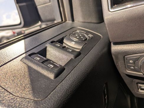Used 2019 Ford F150 XLT w/ Equipment Group 302A Luxury AWD/4WD image 26